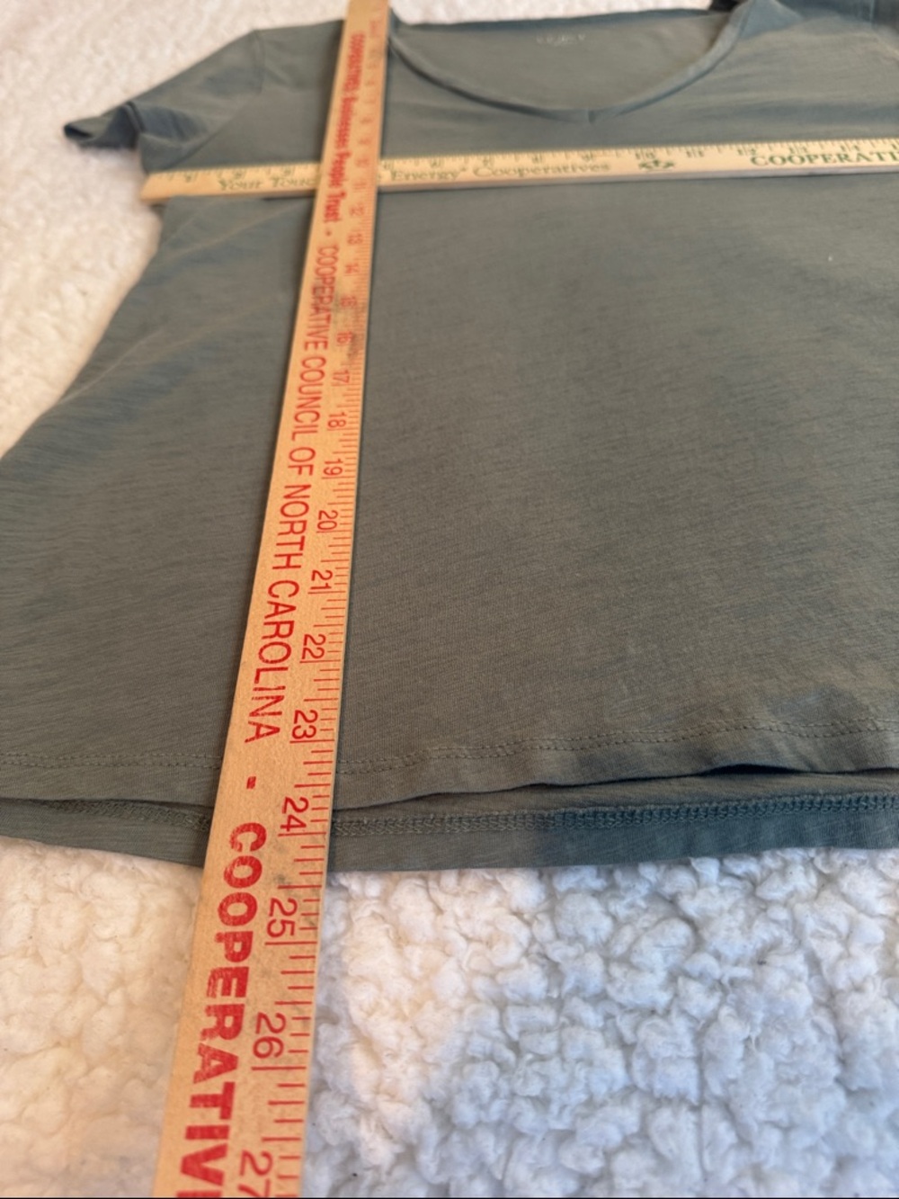 LOFT V-Neck Short Sleeve Tee in Muted Sage Green, size medium - Picture 5 of 8